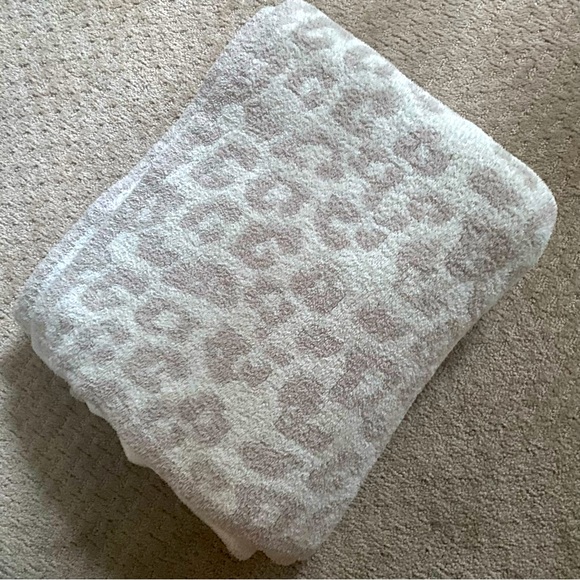 Barefoot Dreams Bedding Barefoot Dreams Beige And Cream Leopard